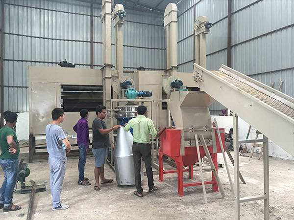 Aluminum-plastic separation and recycling equipmen