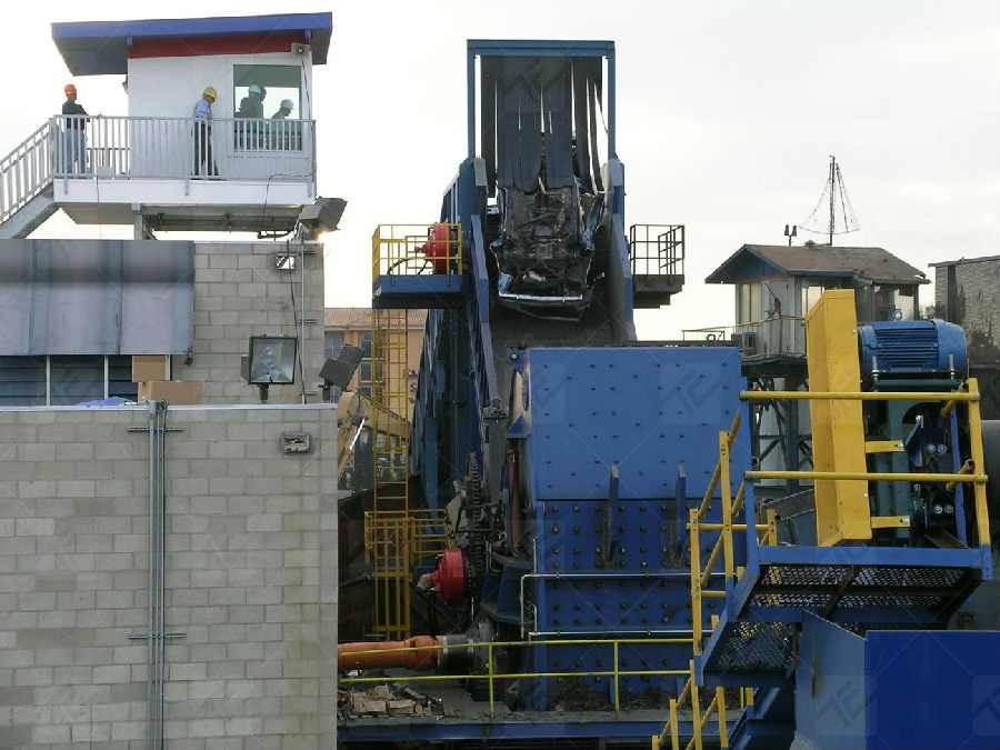 Scrap crushing production line